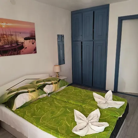 Malazzo Domek letniskowy Balatongyörök